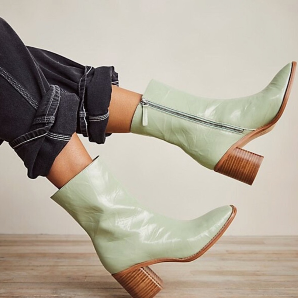 Free People Intentionally Blank Happy Heel Boots Green Patent Leather Size 7